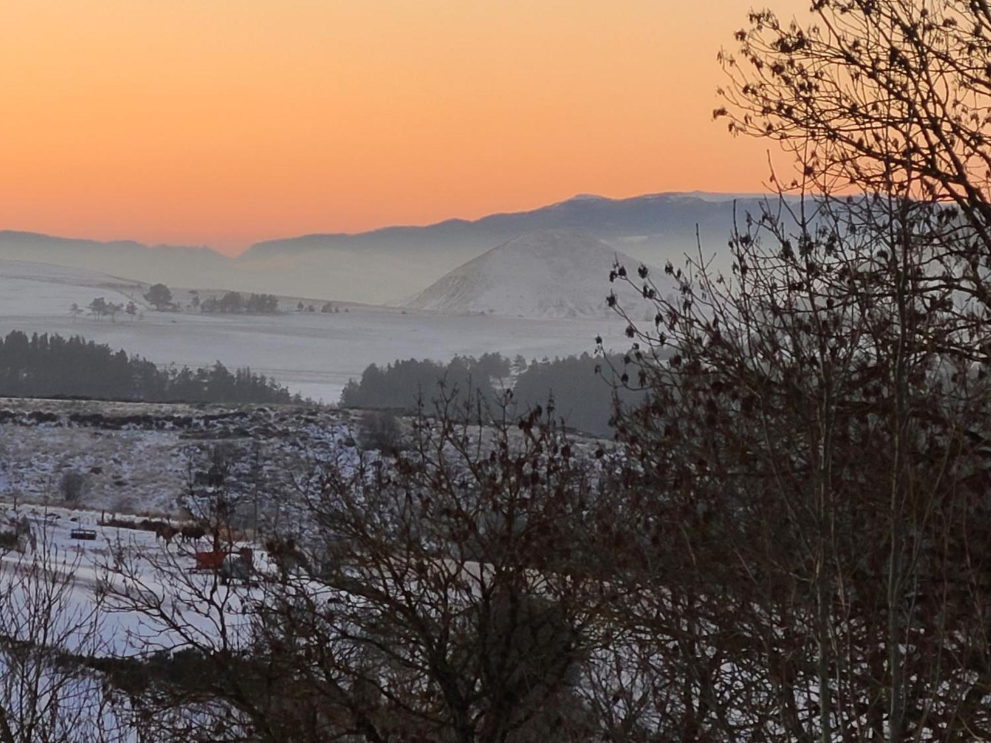 Gites La Boletiere Saint-Etienne-du-Valdonnez Екстер'єр фото