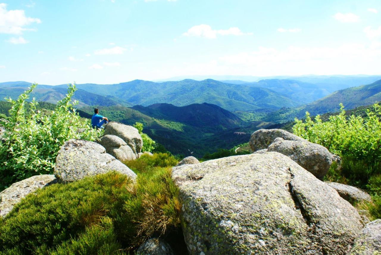 Gites La Boletiere Saint-Etienne-du-Valdonnez Екстер'єр фото